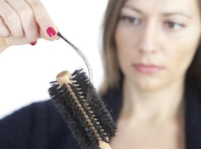 頭發(fā)大把大把的掉！一檢查居然是因?yàn)轭^發(fā)護(hù)理產(chǎn)品